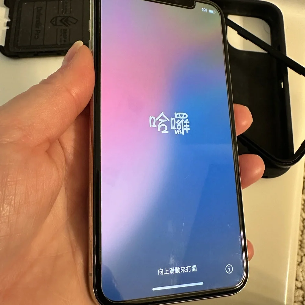 Apple iPhone 11 Pro 256 GB Silver with Otterbox T-Mobile - Picture 8 of 14